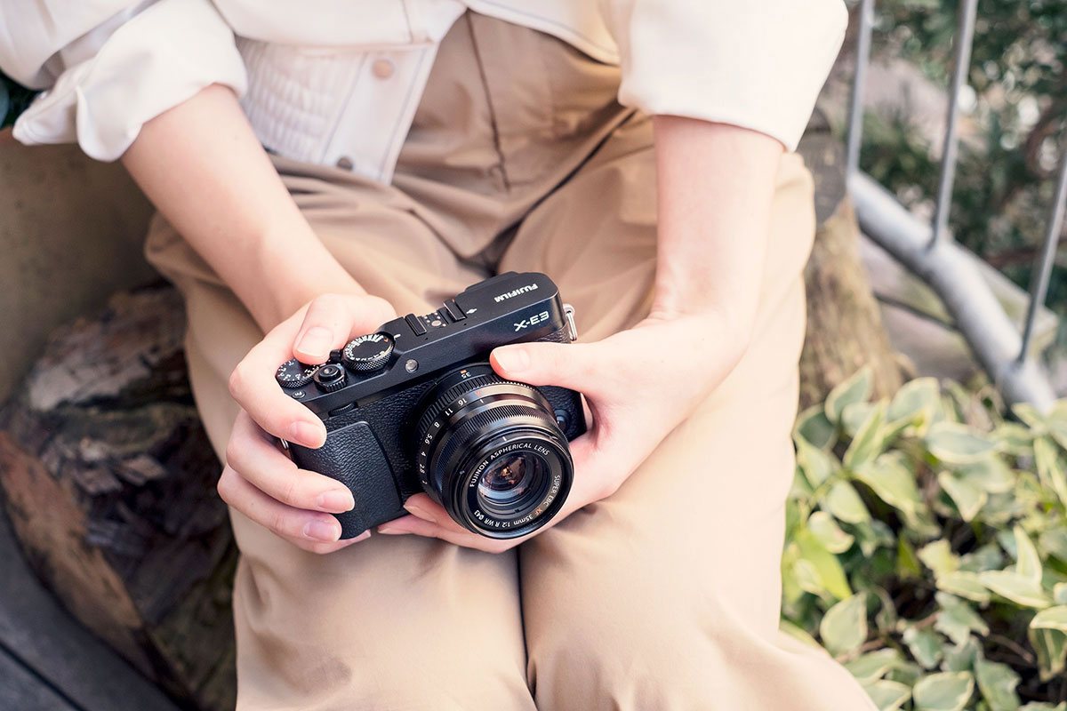 Xシリーズレビュー】初心者女子におすすめ。クラシカルなミラーレス