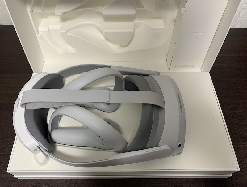 PICO4本体 / ケーブル & ケース セット 【消毒済】 PICO4本体