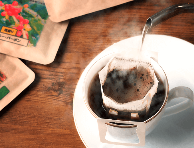 インドネシアコーヒーLuwak,Indocafe,GoodDay(320袋入り) インドネシア