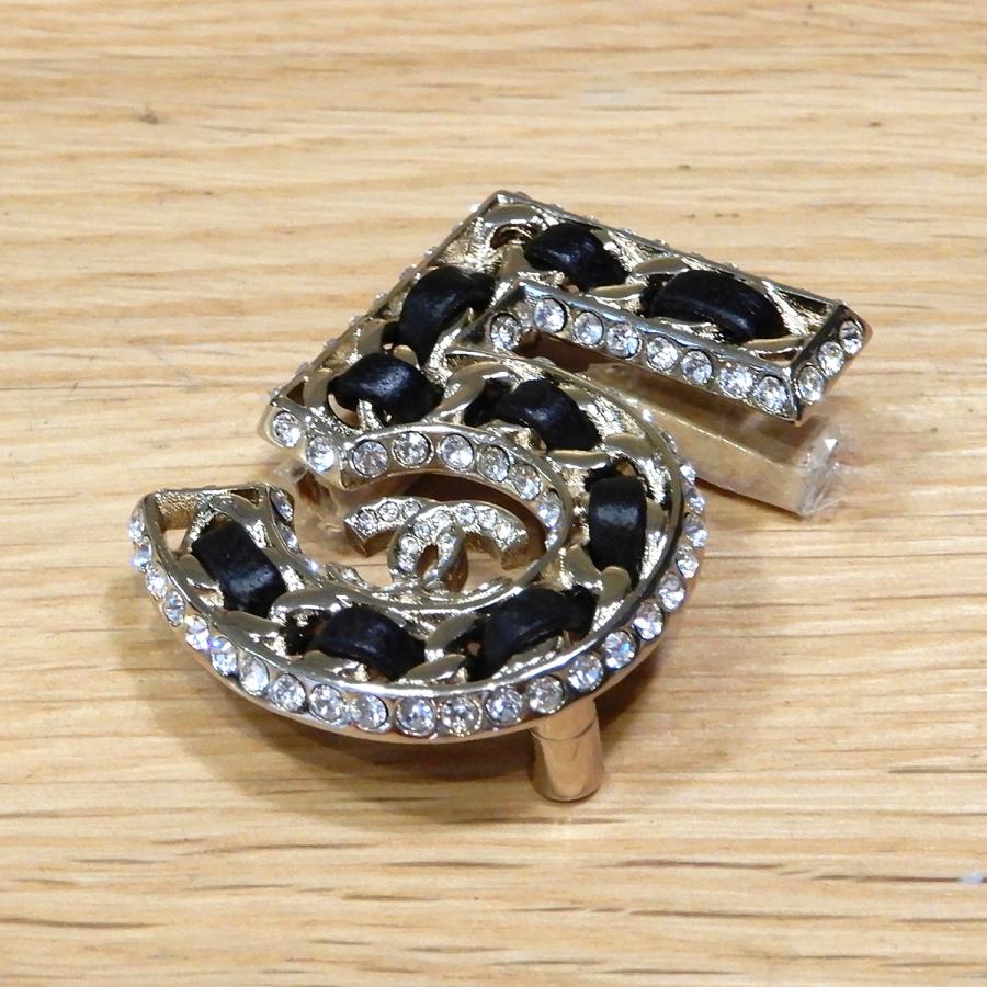 CHANEL（シャネル） 【新品未使用】シャネル ココマーク No.5 ブローチ