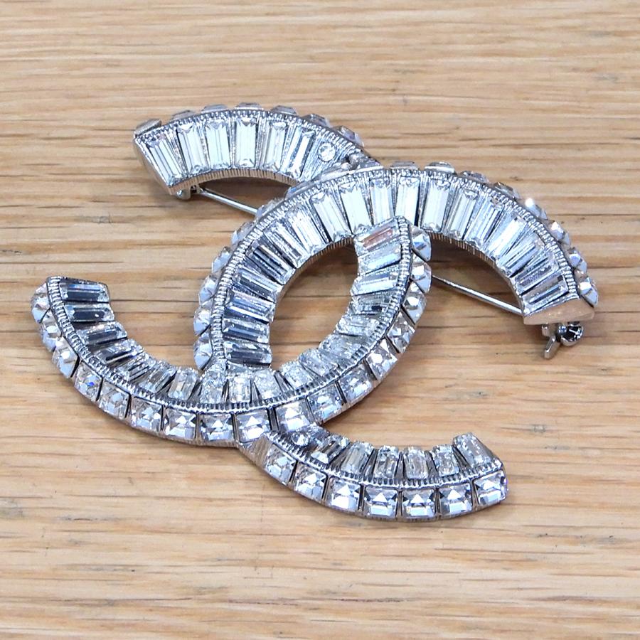 CHANEL ダブルCロゴ アウトレット ブローチ シルバー