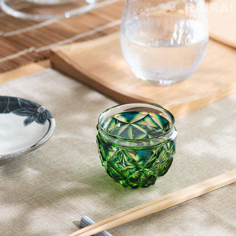 薩摩切子 二色猪口 大 cut206 蒼黄緑 二色衣 二色被せ 島津薩摩切子