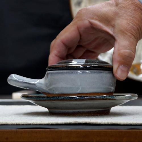 和食器 布志名焼 湯町窯 ふわふわ 卵 の エッグベーカー 小 海鼠釉