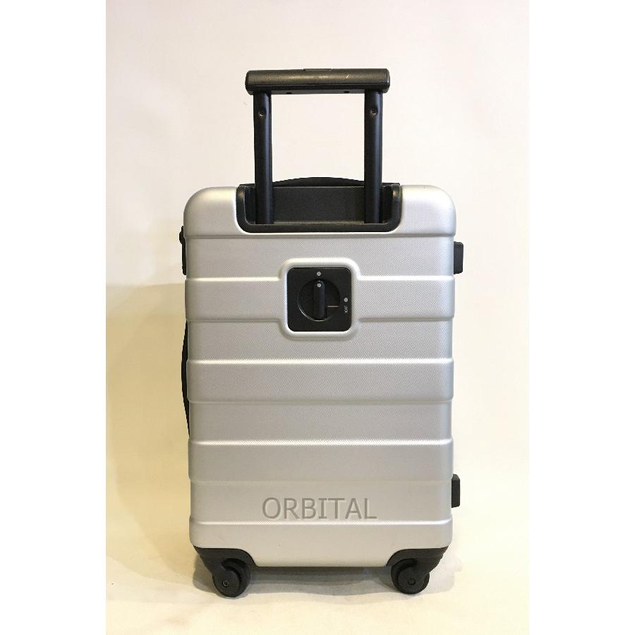 二子玉) 無印良品 MUJI キャリーストッパー付 ハードキャリー 33L