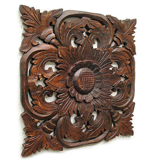 バリ風木製彫刻レリーフ 約横33cm x 縦34cm バリ風木製彫刻レリーフ 約