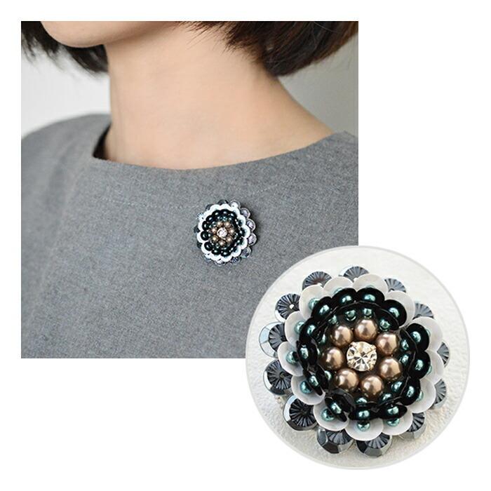 MIYUKI オートクチュールビーズ刺しゅうキット サークルの立体フラワー