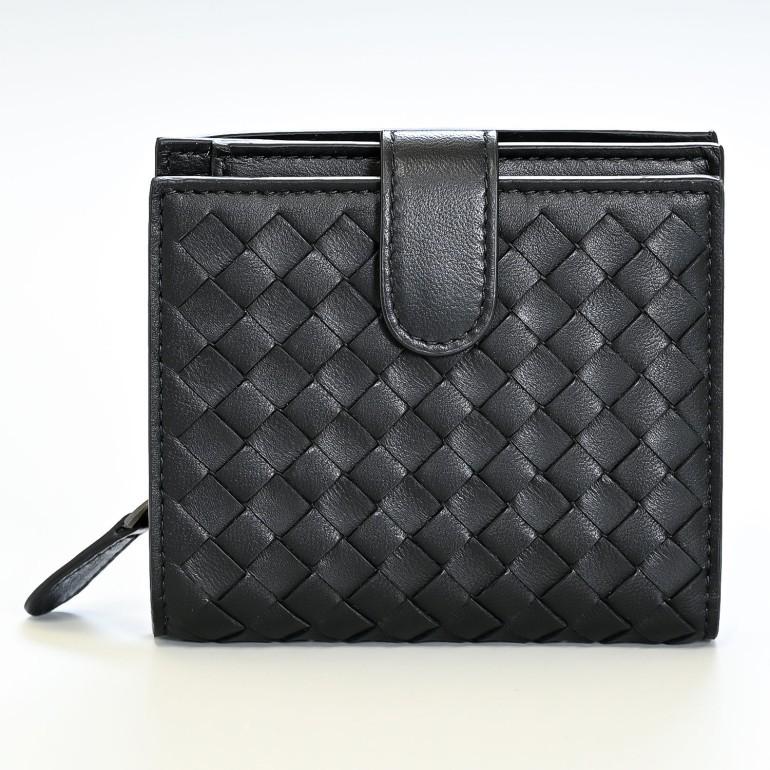 BOTTEGA VENETA（ボッテガ・ヴェネタ） 二つ折り財布 メンズ イントレ