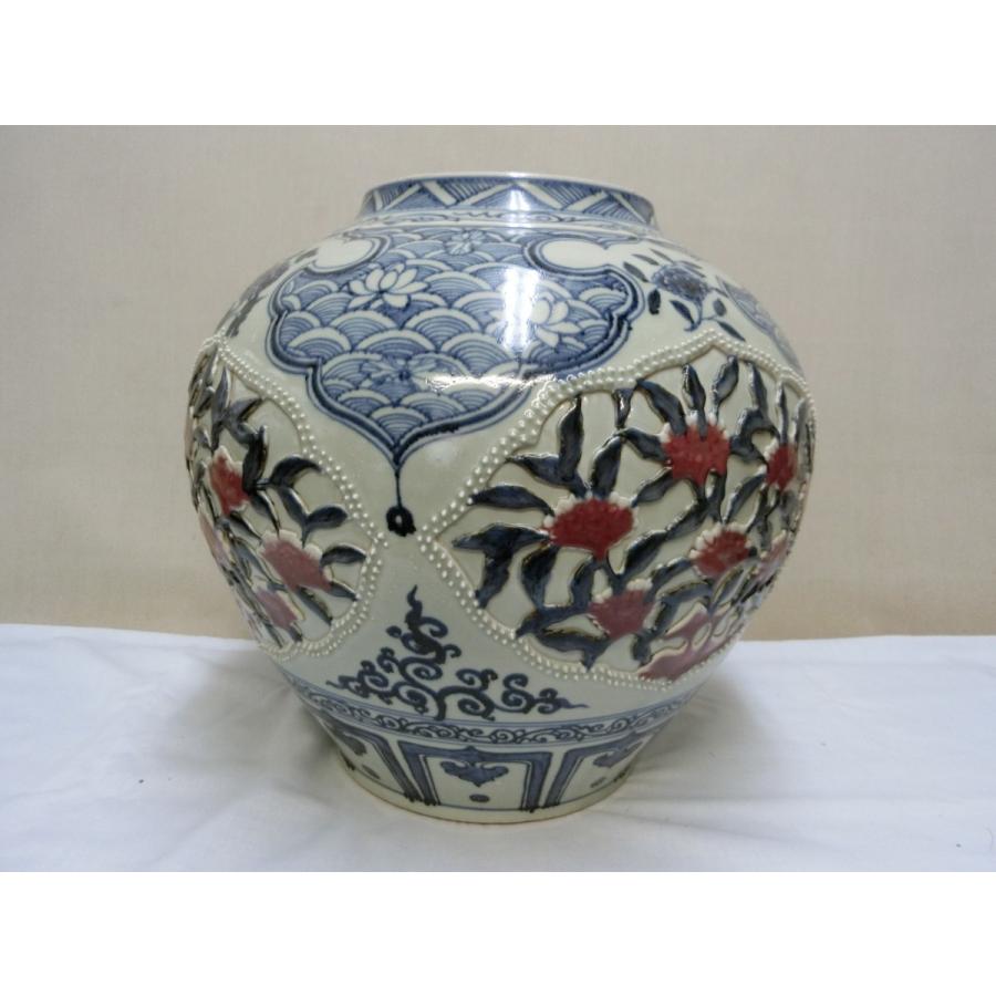 中国陶磁器 大壷 染付辰砂 花波文 辰砂窓絵浮き出し作行き