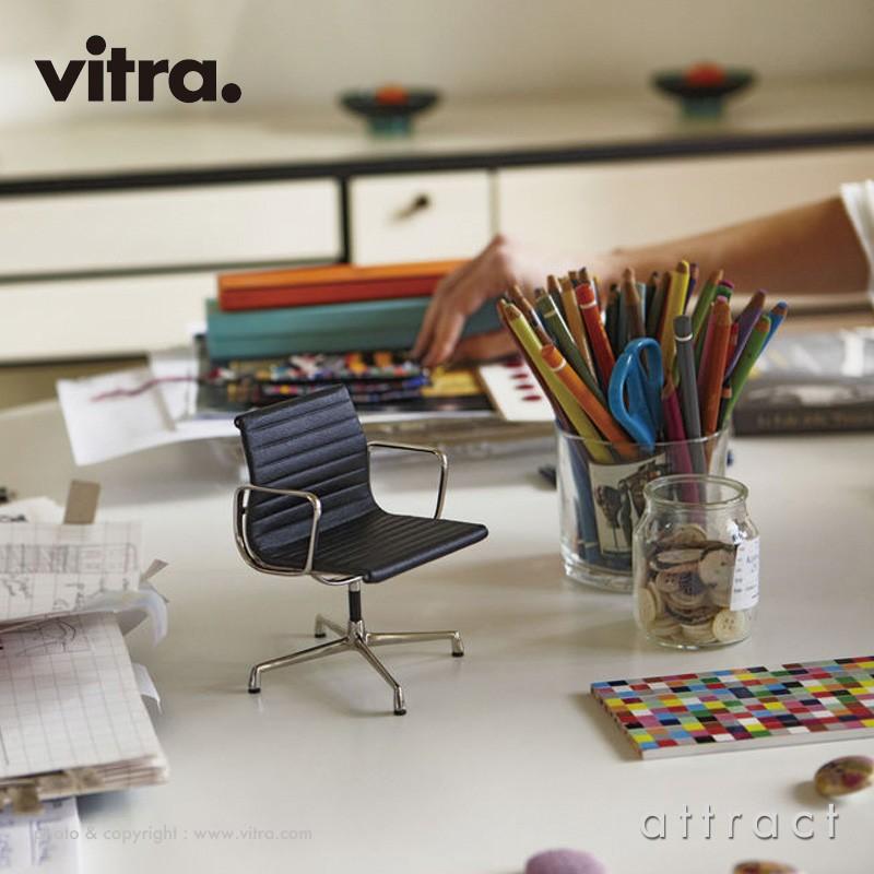 vitra.（ヴィトラ） Vitra ミニチュアコレクション LCM ラウンジチェア