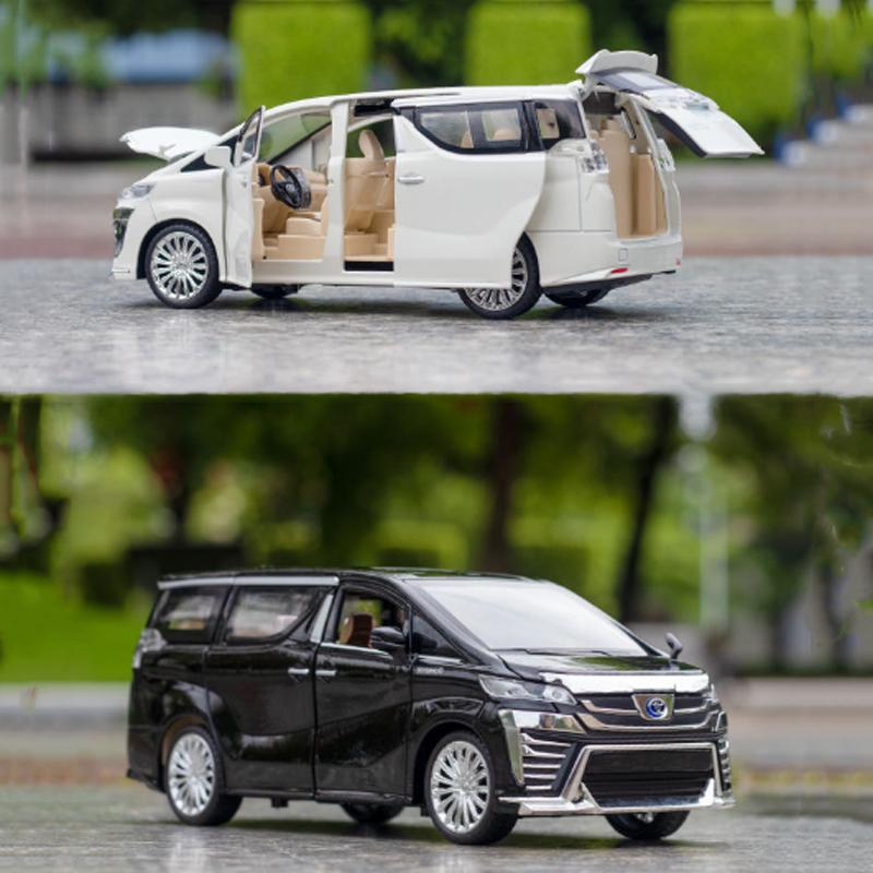 トヨタ（TOYOTA） ヴェルファイア 1/24 ミニカー 全2色 ライト点灯