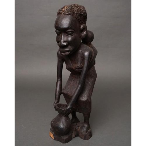 アフリカ タンザニア 黒檀彫刻 母子像 44cm 木彫り 立像 一刀彫