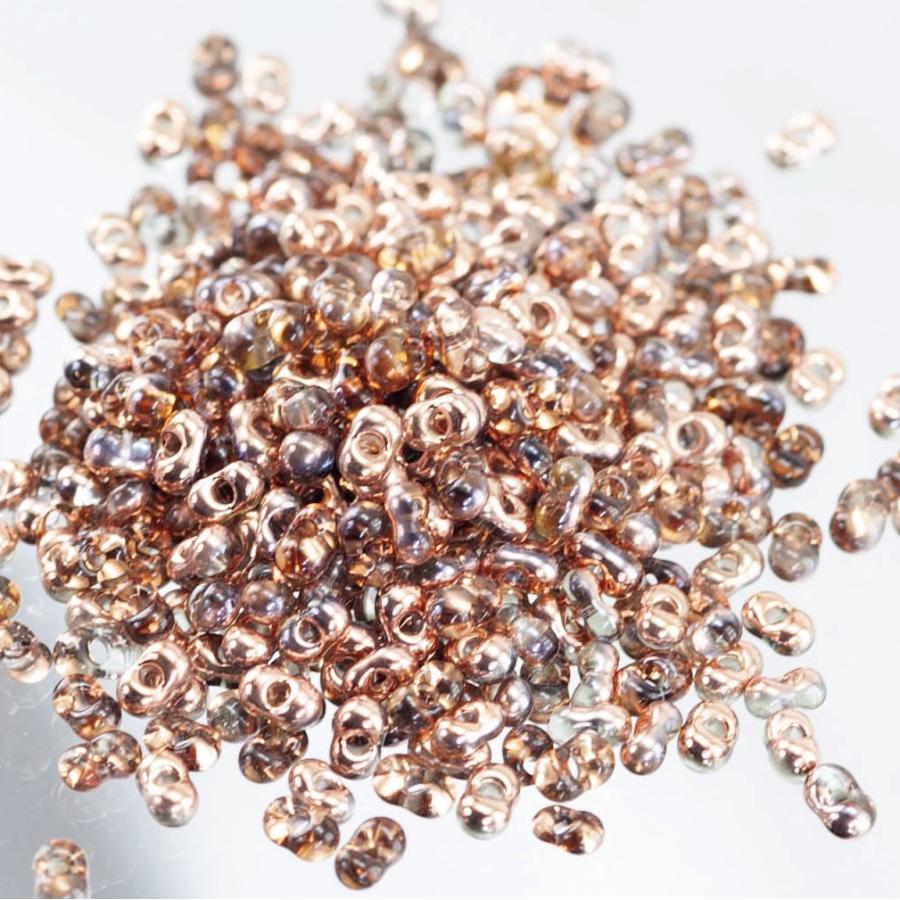 龍脈の精髄 虹入りカテドラル水晶 「純白の守護」（売上の一部は保護猫