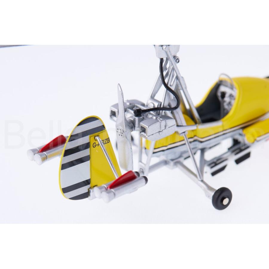 007 ボンドカー リトル ネリー 飛行機 模型 ジャイロコプター 1/43