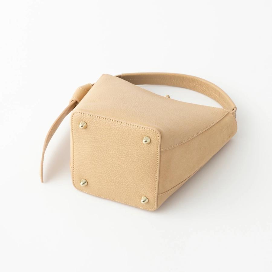 AULENTTI（オウレンティ） オーレンティ ドラーロ スエード レザー