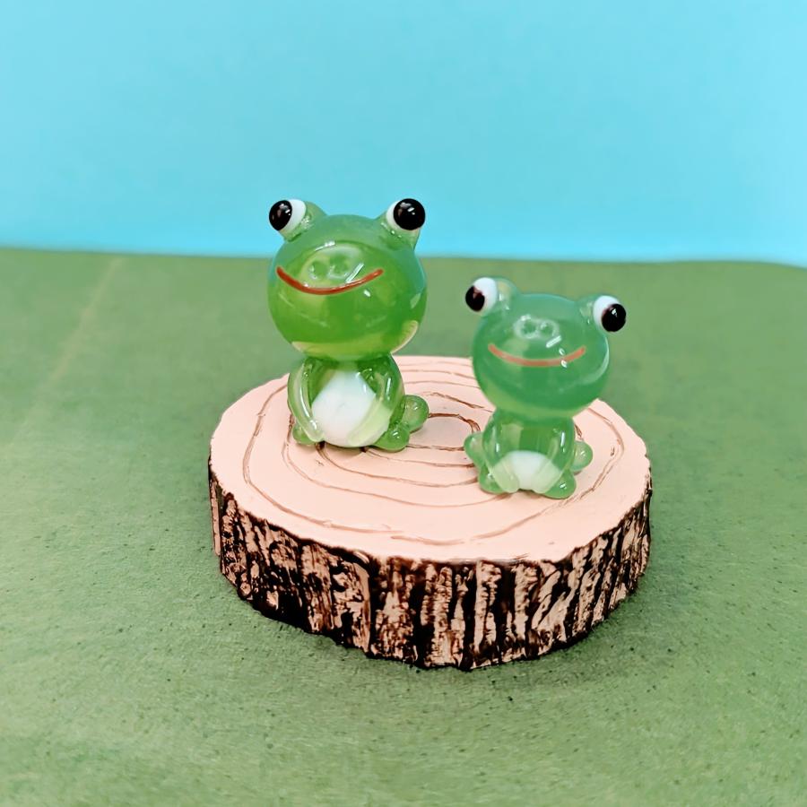 ガラス細工 切り株とカエルペア ミニチュア 置物 雑貨 蛙 : きたの