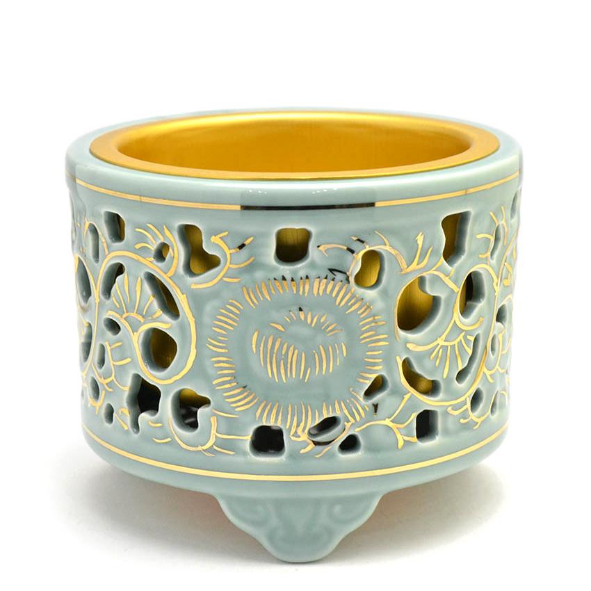 未使用品 玉泉作 透彫香炉: 透かし彫りを施した香炉 金の縁取り 木箱