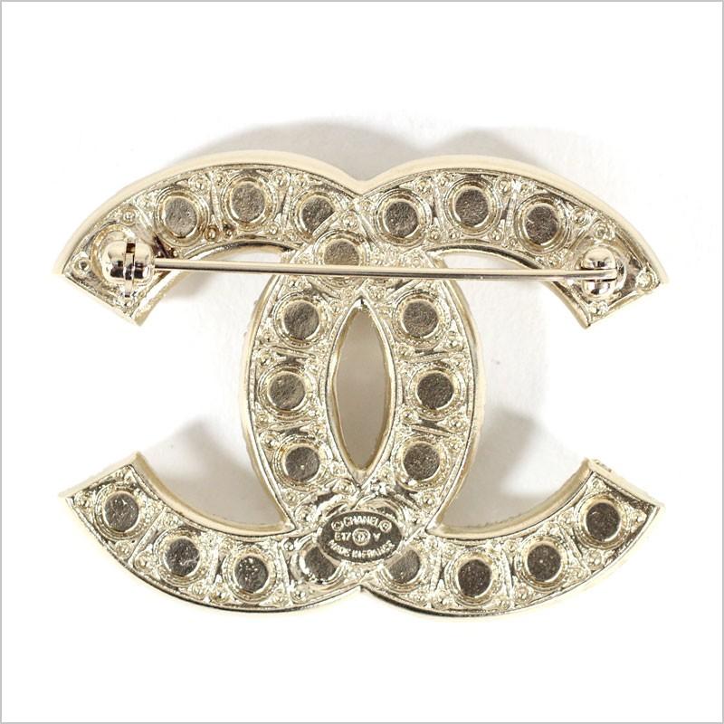 CHANEL（シャネル） ブローチ メタル、ストラス&コスチュームパール