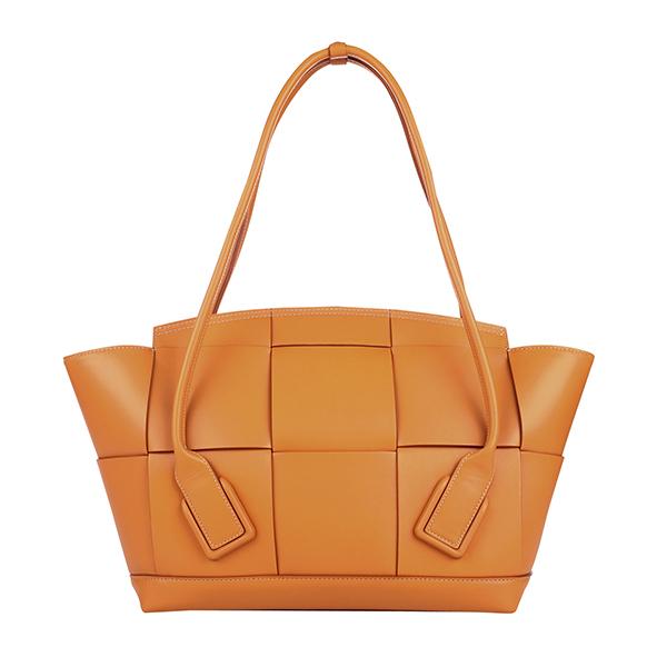 BOTTEGA VENETA（ボッテガ・ヴェネタ） 並行輸入 ハンドバッグ マキシ