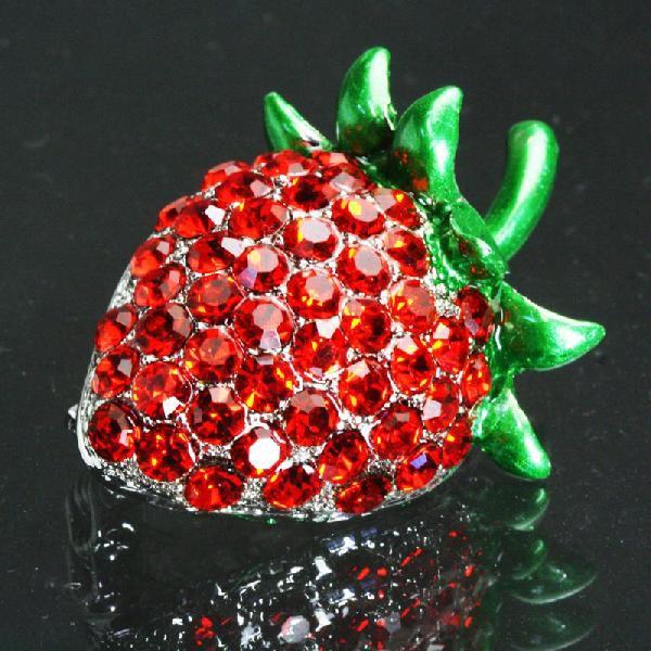まとめ売り】スワロフスキー SWAROVSKI ブローチ イチゴモチーフ H