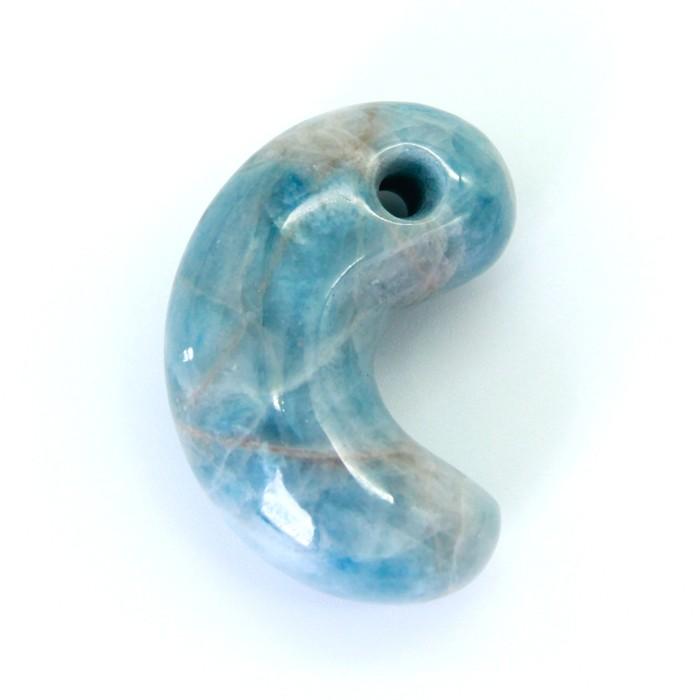 一点物】 糸魚川ブルー翡翠勾玉 小滝入コン沢産 天然石 パワーストーン