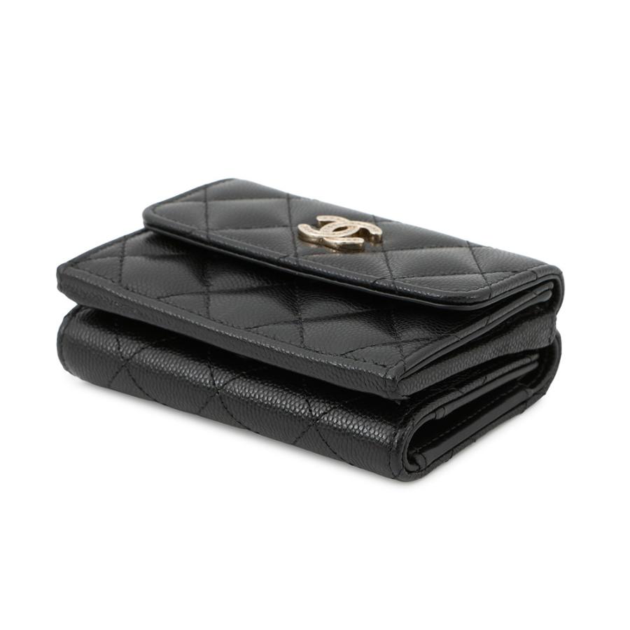 シャネル 三つ折り財布 マトラッセ ココマーク スモール フラップ