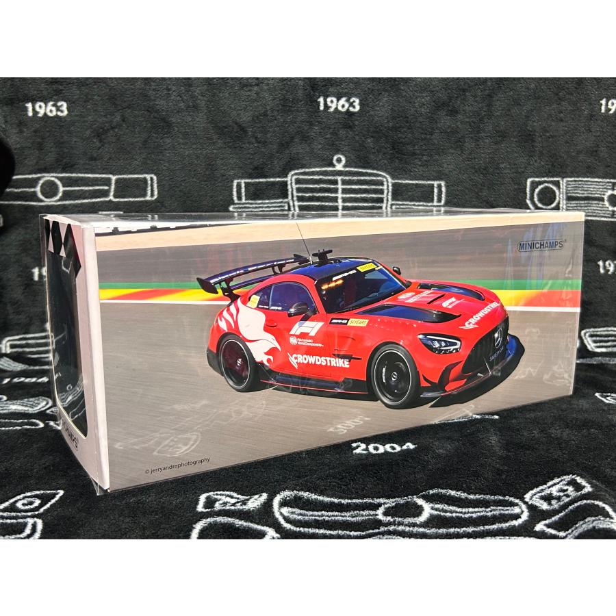 ミニチャンプス minichmaps 1/18 Mercedes Benz AMG GT Black Series