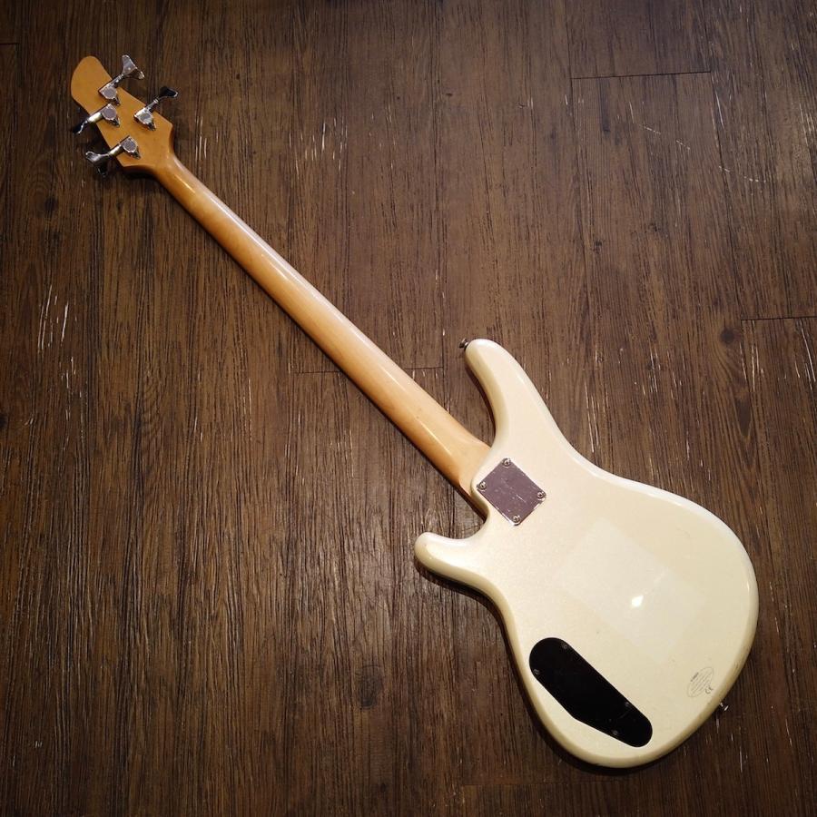 Yamaha Motion B MB-40C ホワイト エレキベース