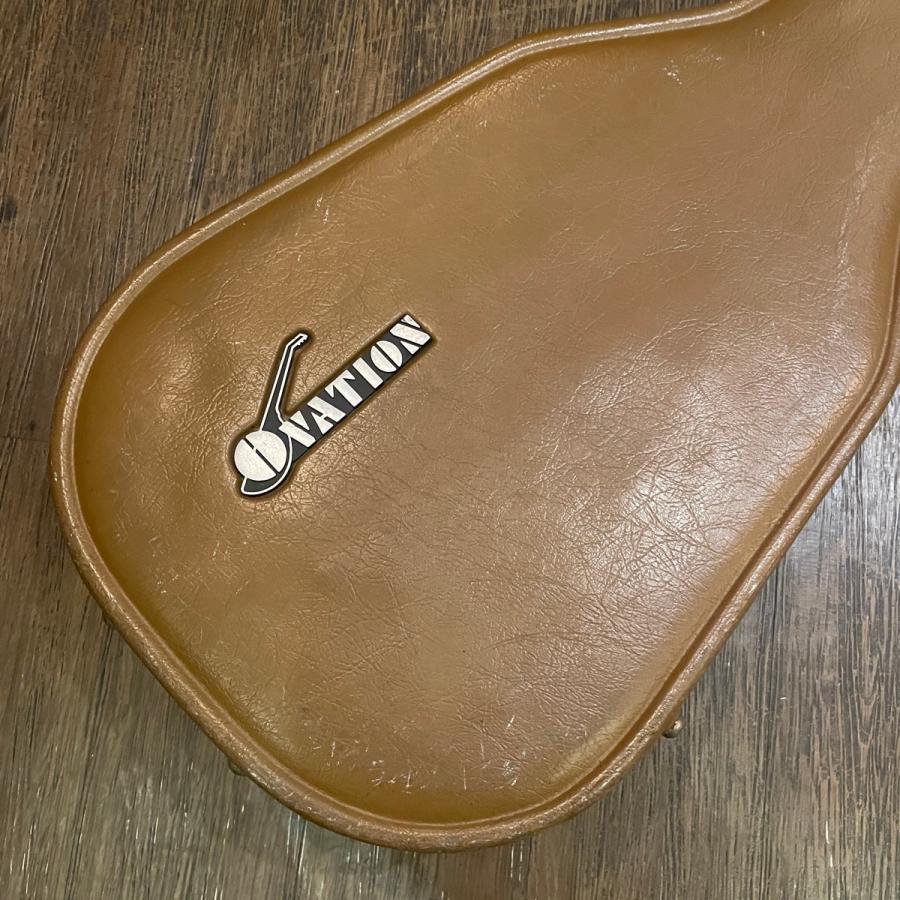 Ovation 1713 Classicギター ハードケース、弦2本付 Ovation 1713