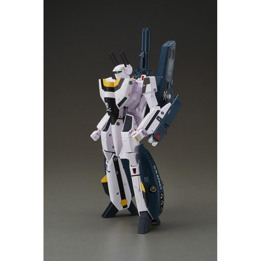 送料無料◇再販 アルカディア 1/60 完全変形 VF-1S ストライク