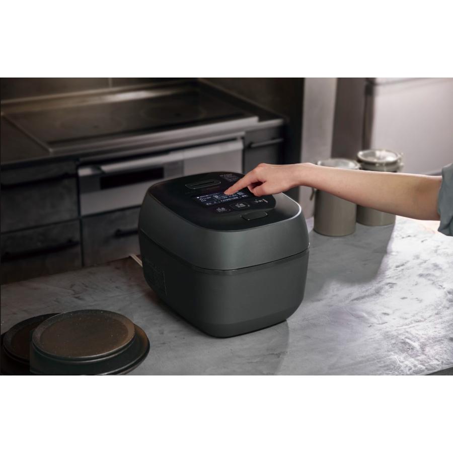 象印（ZOJIRUSHI） 炊飯器 炎舞炊き 1升 圧力IH炊飯器 1升炊き 圧力ih