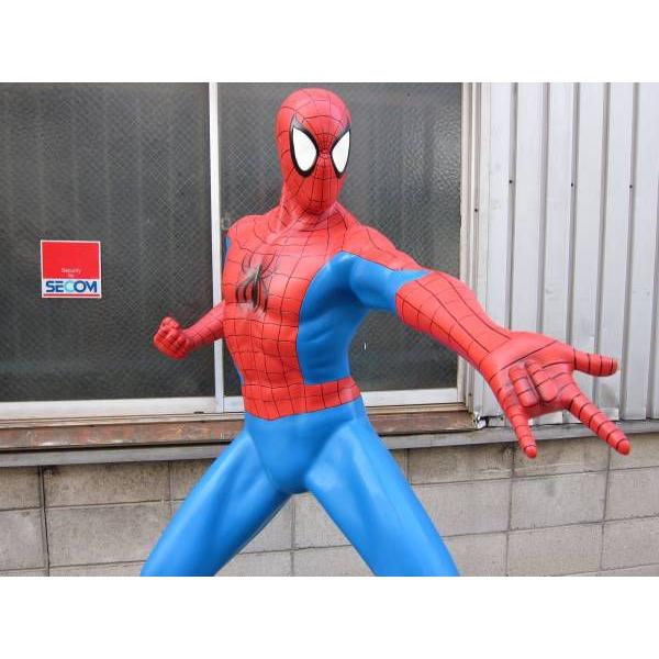スパイダーマンビッグ攻撃【クモの糸】 等身大フィギュア ※ 大型商品の