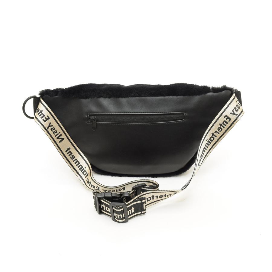 □504542 ◯ボディバッグ ショルダーバッグ Nissy 西島隆弘 ライブ