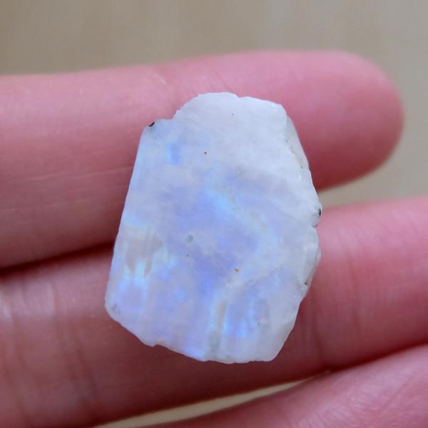 スリランカ産 ムーンストーン（レインボームーンストーン） 原石ラフ
