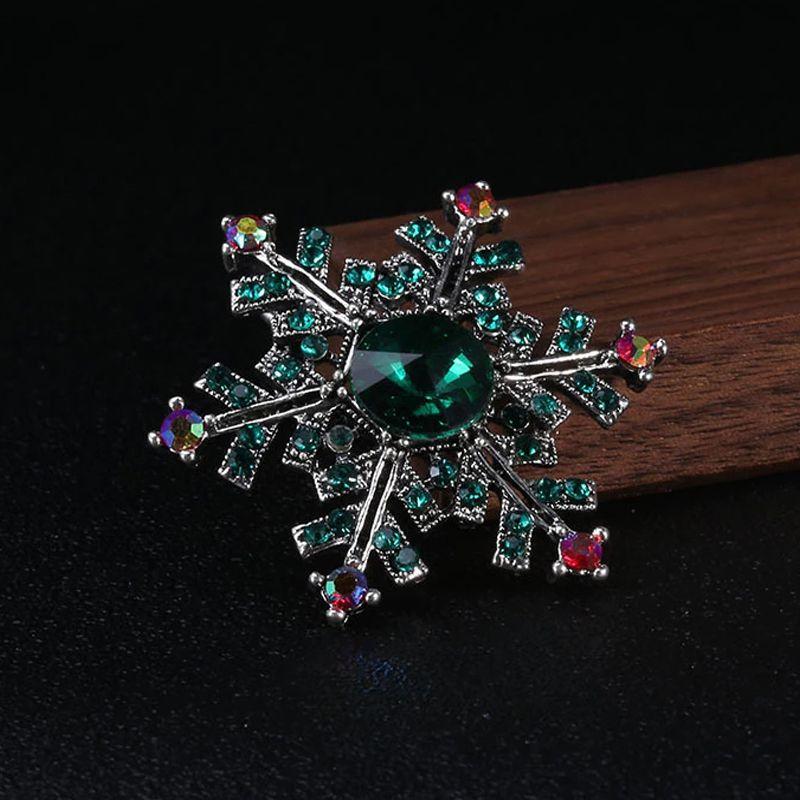 ブローチ ストールピン/雪の結晶モチーフのブローチ スノーフレーク