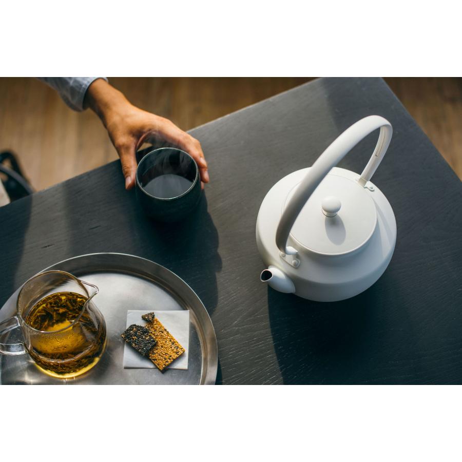 BALMUDA (バルミューダ）MoonKettle(ムーンケトル)WH : 二子玉川 蔦屋