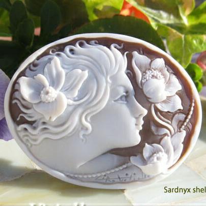 生ハムメロン✤作家ものシェルカメオ✤K18WG『ラッパを吹く少年』 生