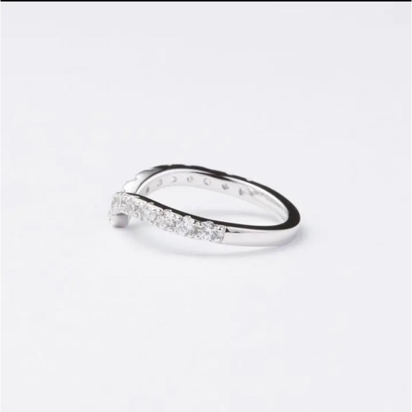 SWAROVSKI（スワロフスキー） ハーフ エタニティ v字 リング 50代 40代