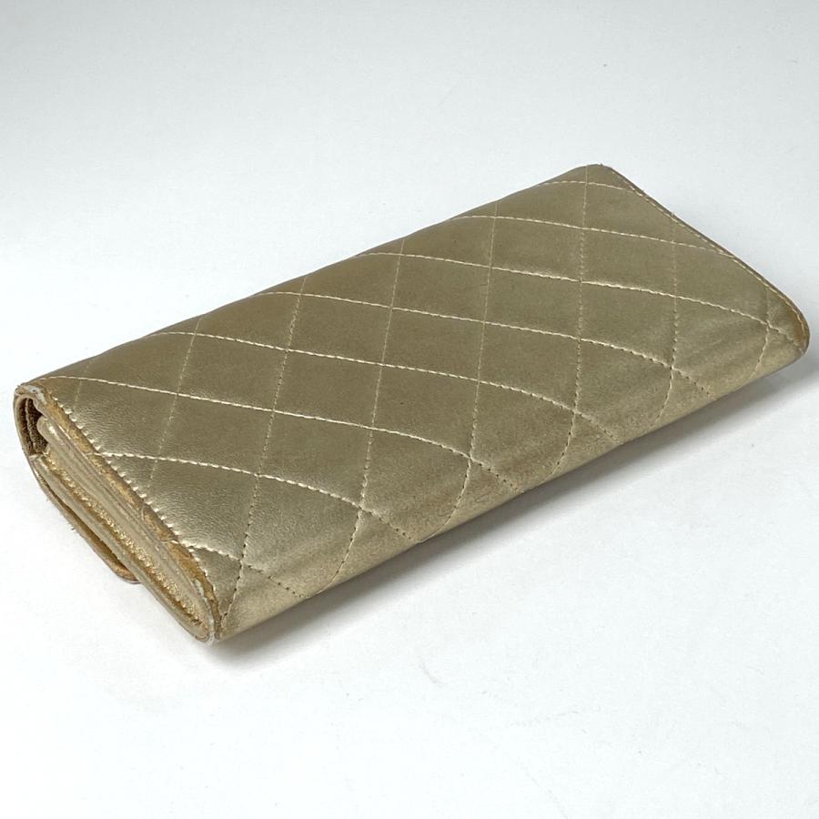 CHANEL（シャネル） ココマーク 二つ折り 長財布 マトラッセ 長財布