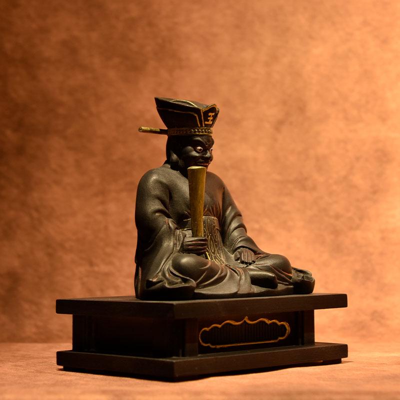 木彫り 仏像 【閻魔大王】 桧木 坐2.5寸 古色 総高約13cm : 海宇工芸館
