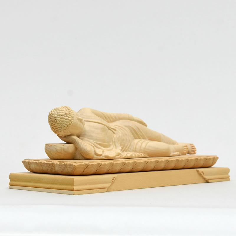 木彫り仏像 【釈迦如来涅槃像】桧木 7.0寸 : 海宇工芸館 Yahoo!店