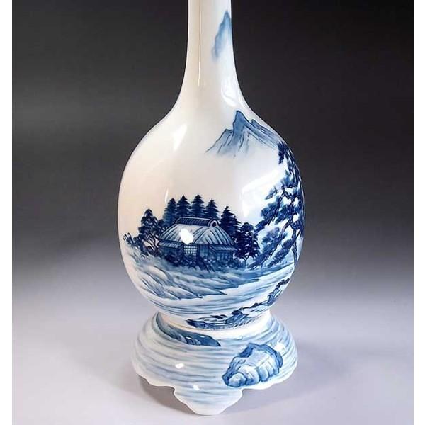 有田焼 染付山水画飾り壺｜陶芸作家 藤井錦彩 作 : 有田焼 藤井錦彩窯