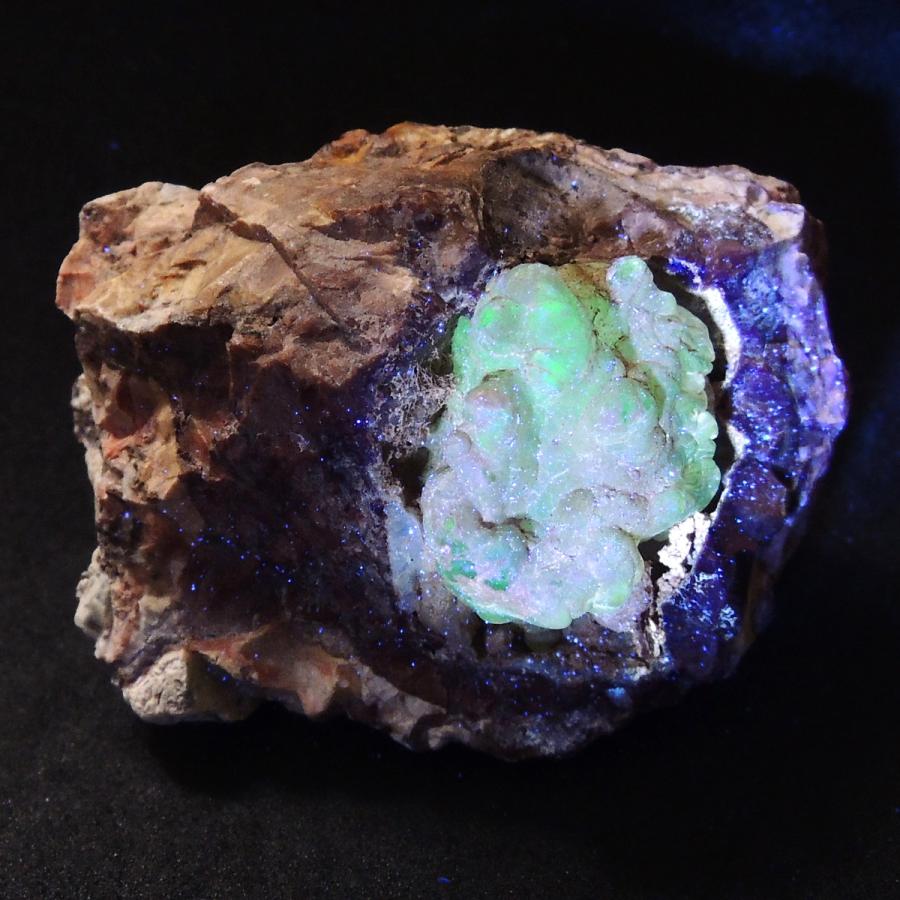 ハイアライト 玉滴石 蛍光鉱物 原石 ハイアライトオパール 放射性鉱物