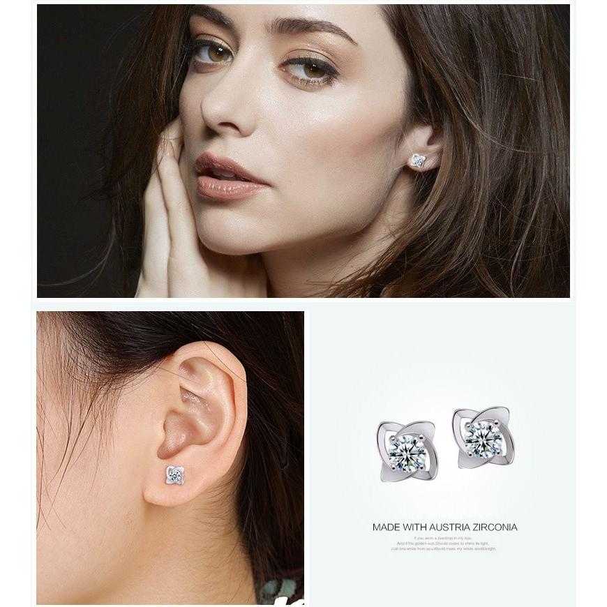 ピアス フラワー お花 四葉クローバー シルバー925 プラチナ仕上げ