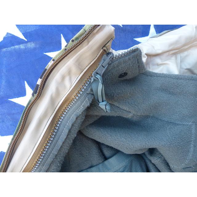 米軍放出品 実物 FR 難燃 ポーラテック フリースジャケット EWOL M-R