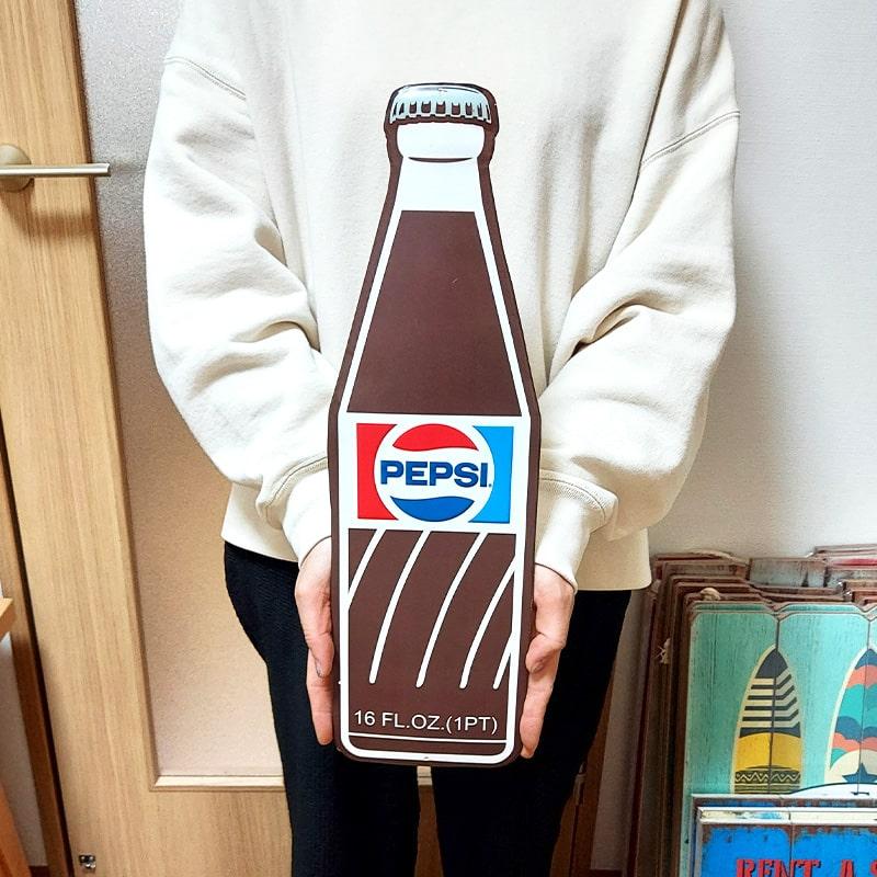 PEPSI（ペプシ） ブリキ看板 PEPSI BOTTLE アメリカン エンボスメタル