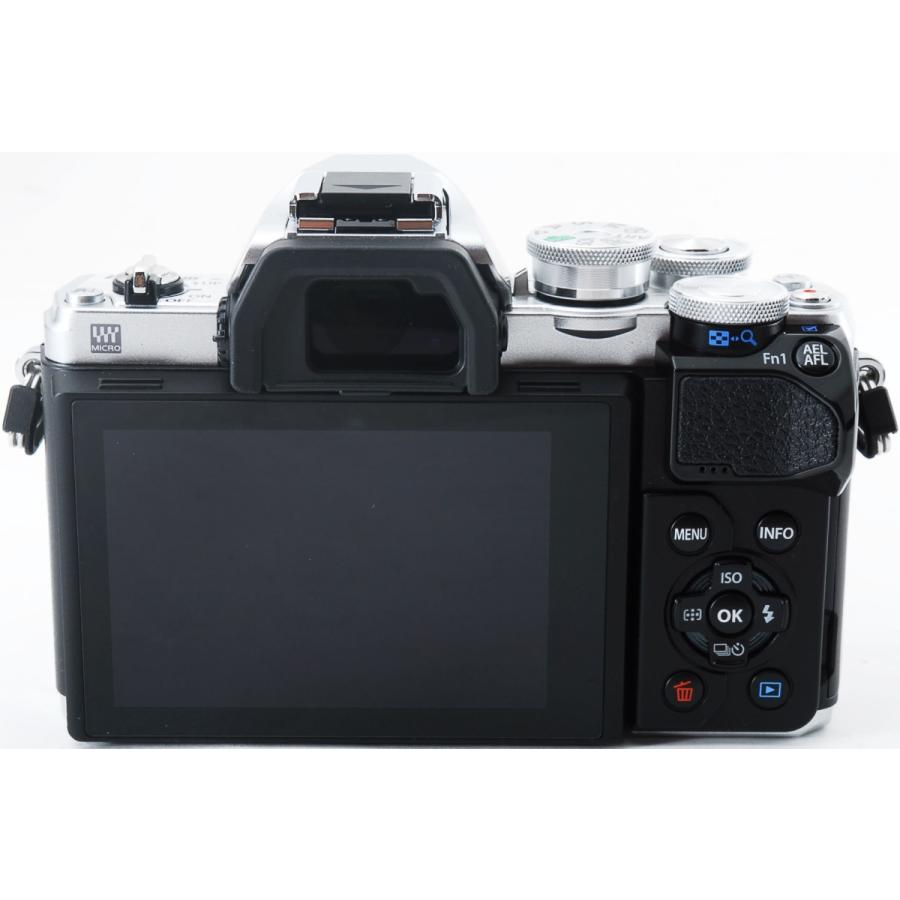 OLYMPUS OM-D E-M10 ii ミラーレス一眼 本体 レンズ3本 Amazon.co.jp