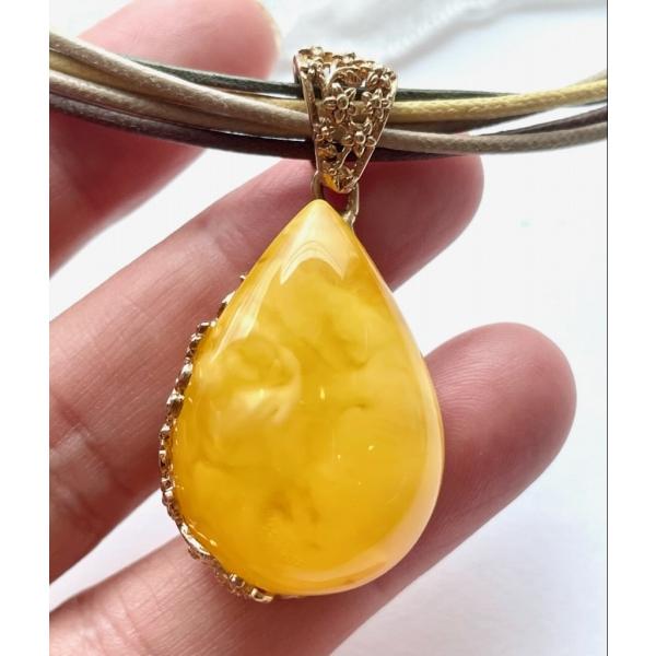 大粒 琥珀 ペンダントトップ 3点まとめ売り K14 K18 大粒 琥珀