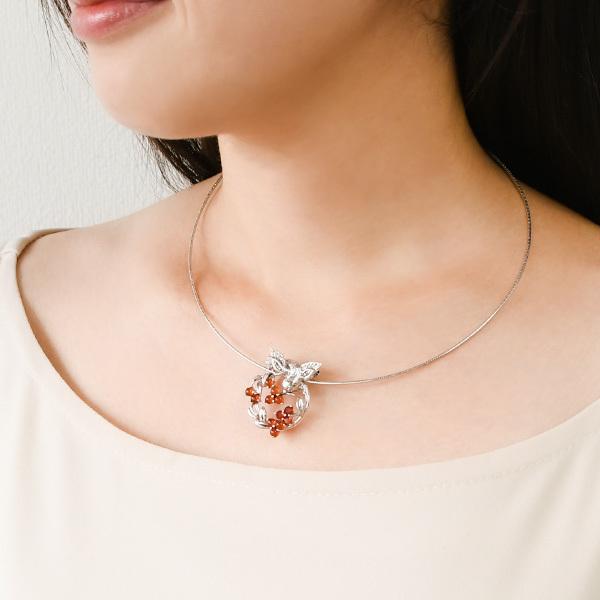 碌山 カーネリアン 鳥 ブローチペンダント クラシカルに仕上げた可愛い