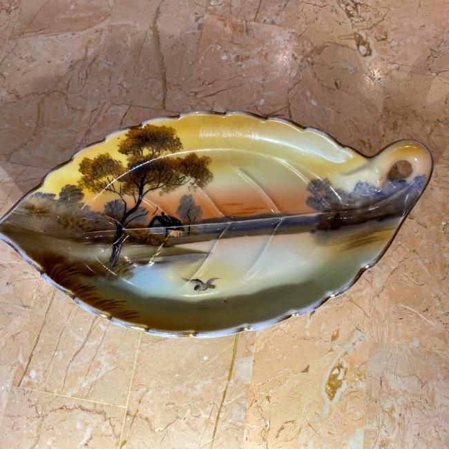 ノリタケ オールドノリタケ 湖畔の風景画 木の葉型プレート ツリー