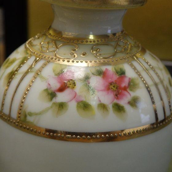 希少】オールドノリタケ 焼き付け金彩 スミレ紋 花瓶 金釉の霧吹き